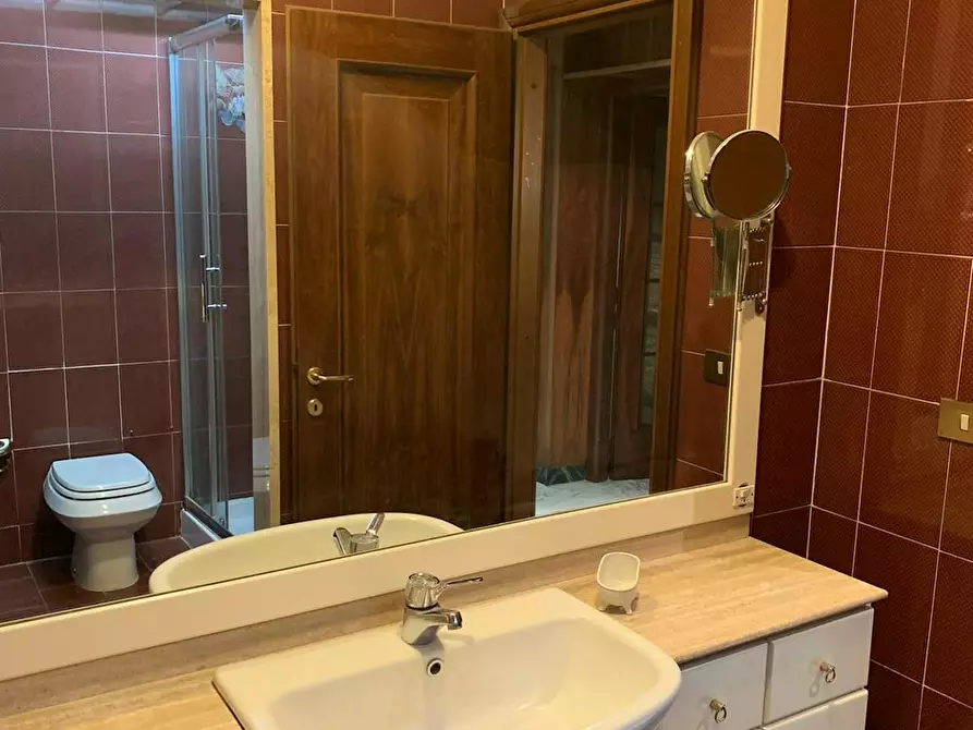 Immagine 8 di Camera in affitto  in Via Basilio Bricci a Roma