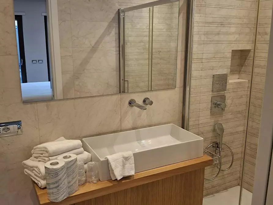 Immagine 3 di Appartamento in affitto  in Via Appia Nuova a Roma