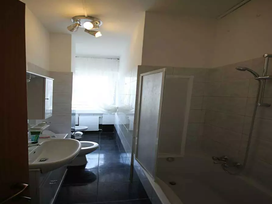 Immagine 8 di Camera in affitto  in Piazza Carlo Stuparich a Milano