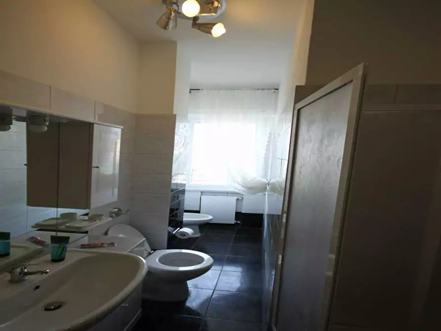 Immagine 9 di Camera in affitto  in Piazza Carlo Stuparich a Milano