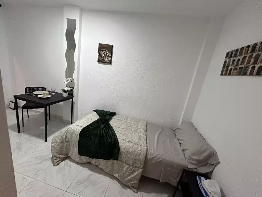 Immagine 6 di Camera in affitto  in Avenida de los Estados a Fuenlabrada