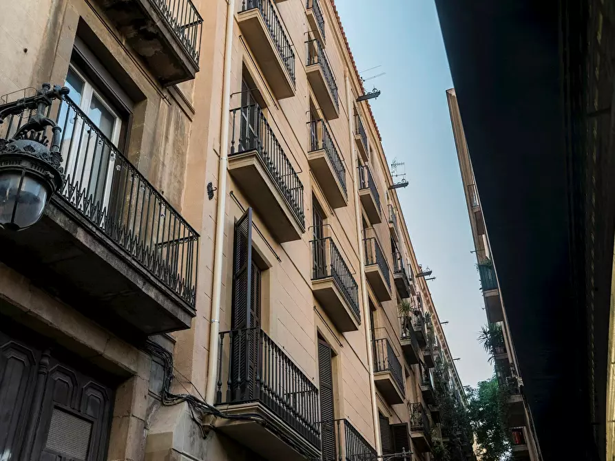Immagine 1 di Appartamento in affitto  in Carrer d'en Xuclà a Barcelona