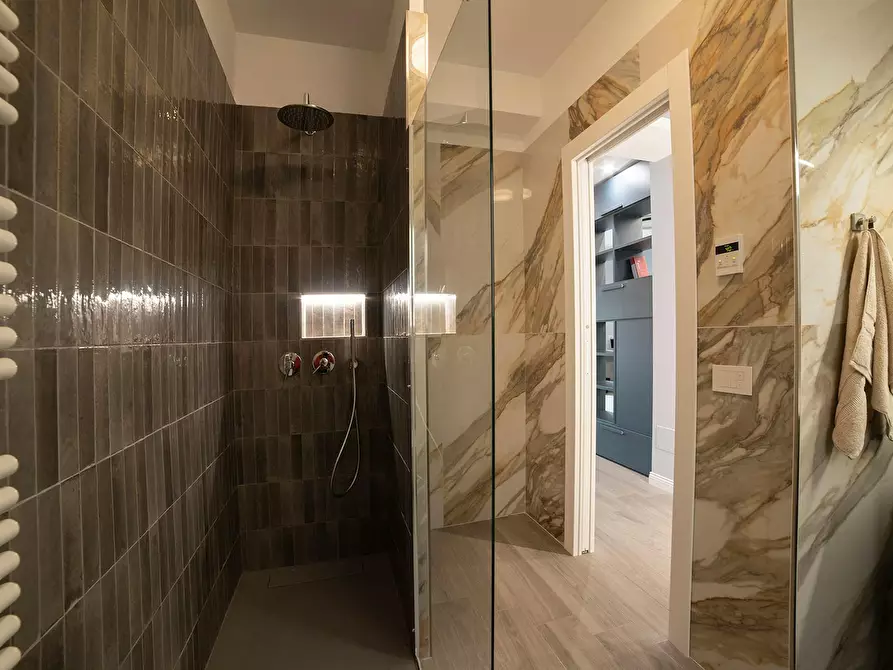 Immagine 6 di Appartamento in affitto  in Via Val di Chienti a Roma