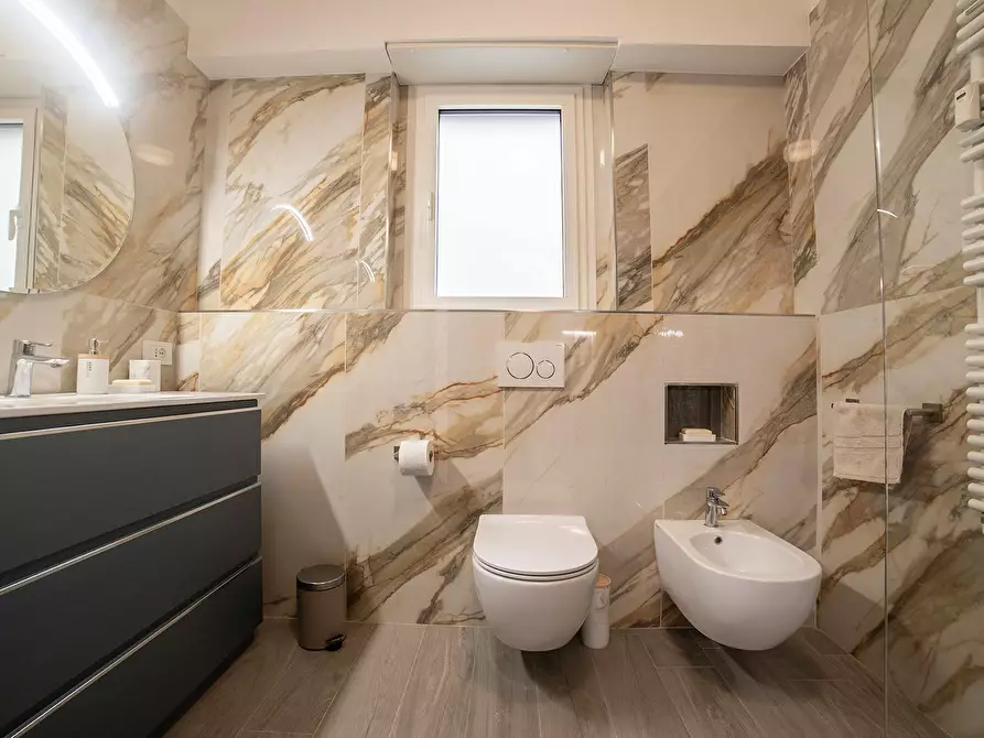 Immagine 4 di Appartamento in affitto  in Via Val di Chienti a Roma