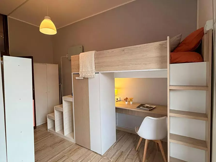 Immagine 1 di Camera in affitto  in Via della Torretta a Bologna