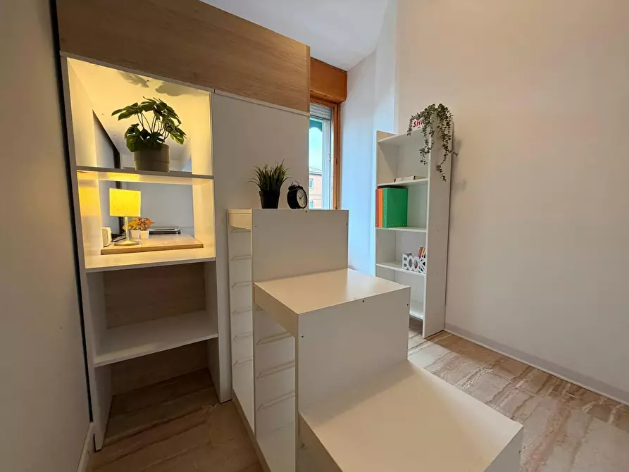 Immagine 4 di Camera in affitto  in Via della Torretta a Bologna