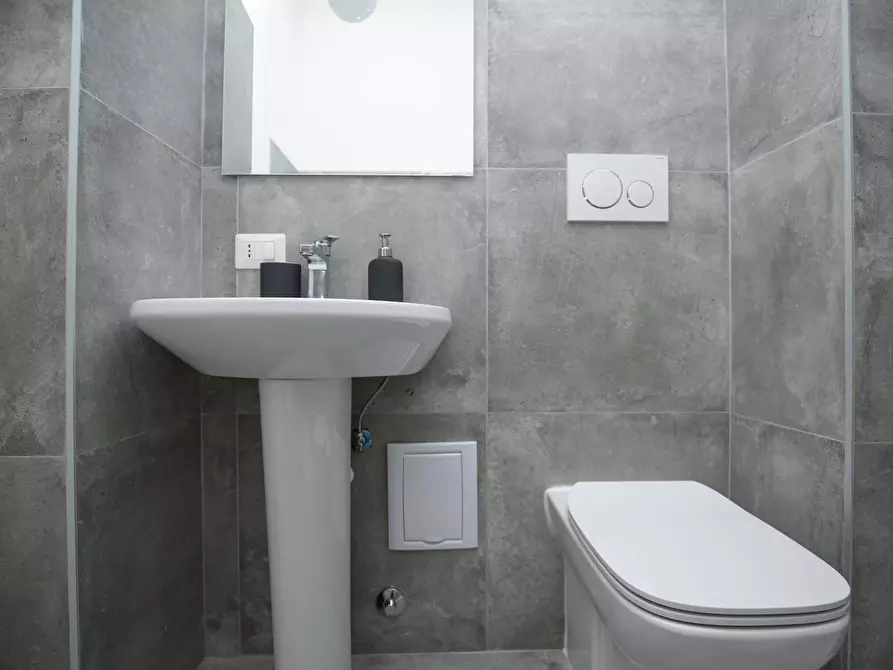 Immagine 10 di Camera in affitto  in Via Privata Mauro Rota a Milano