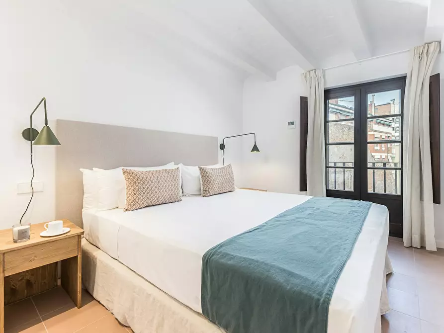 Immagine 8 di Appartamento in affitto  in Carrer d'en Xuclà a Barcelona