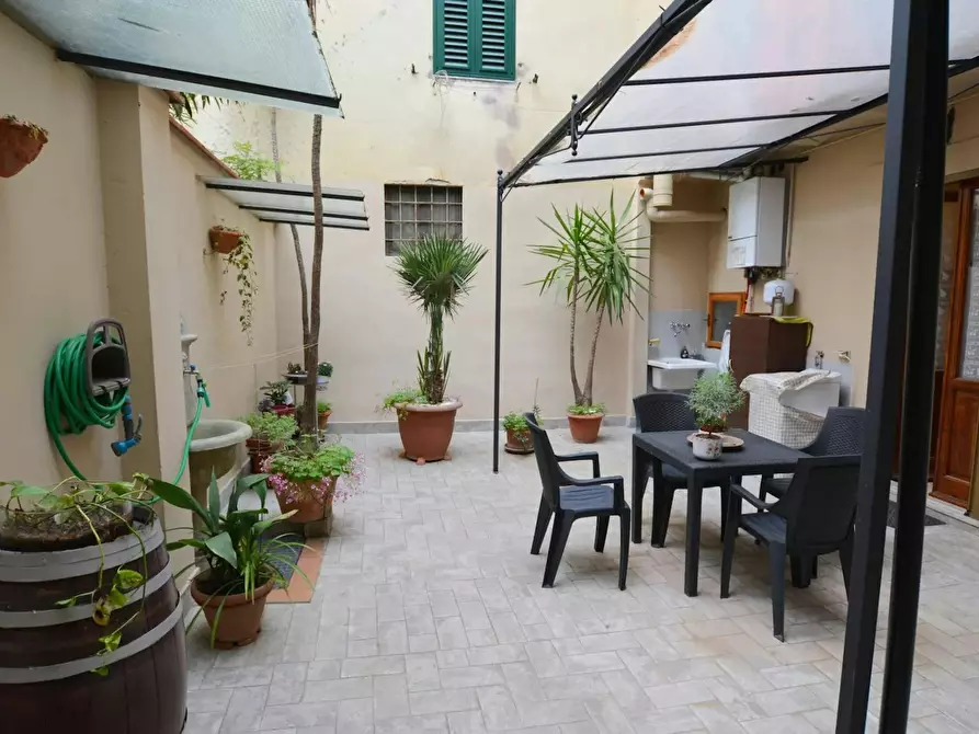 Immagine 6 di Appartamento in affitto  in Via di Mezzo a Firenze
