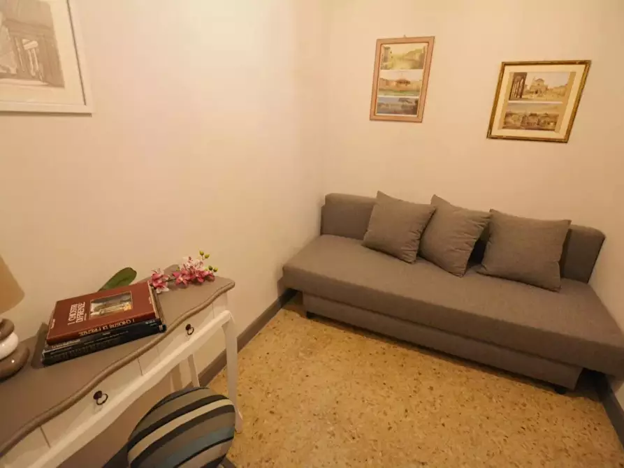 Immagine 7 di Appartamento in affitto  in Via di Mezzo a Firenze