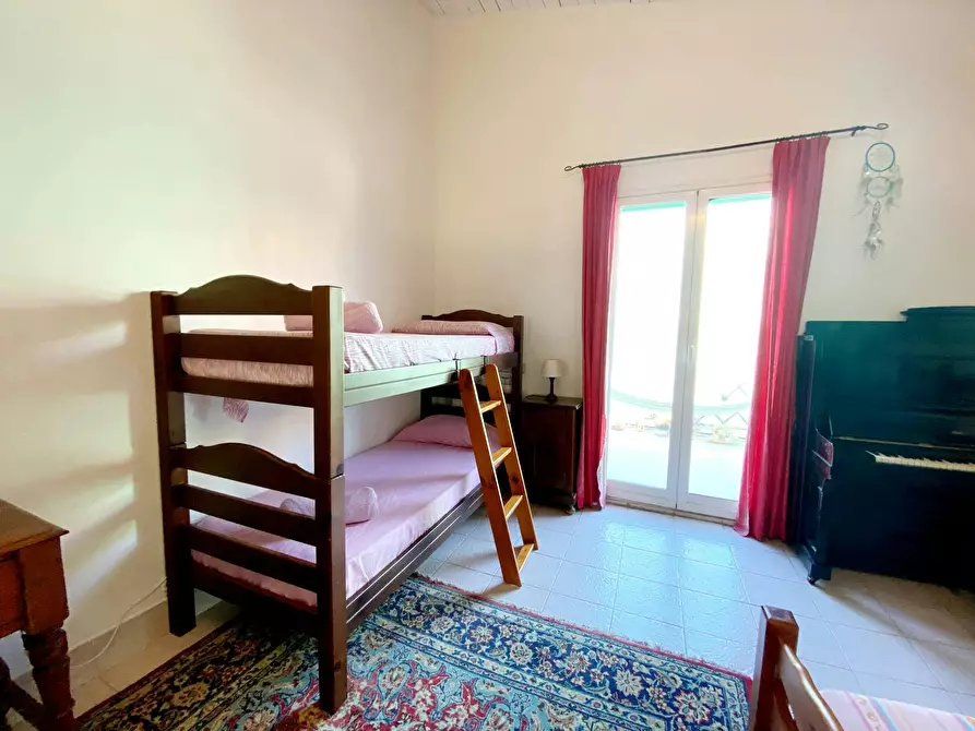 Immagine 10 di Camera in affitto  in Via Argenteria a Palermo