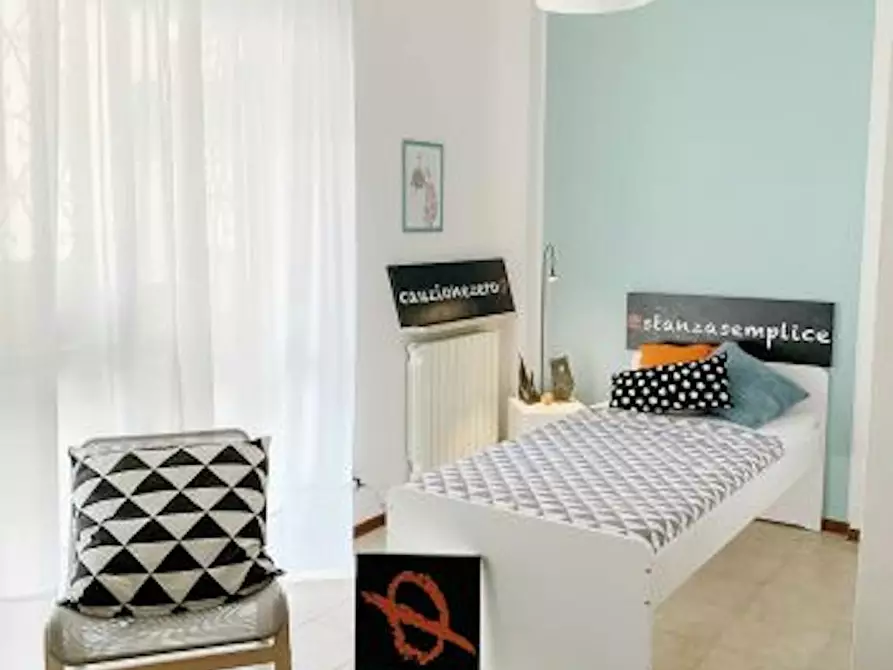 Immagine 1 di Camera in affitto  in Via Piero Puccioni a Firenze