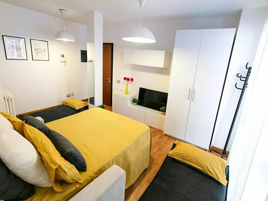 Immagine 6 di Appartamento in affitto  in Via Francesco Brioschi a Milano