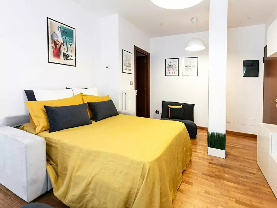 Immagine 5 di Appartamento in affitto  in Via Francesco Brioschi a Milano