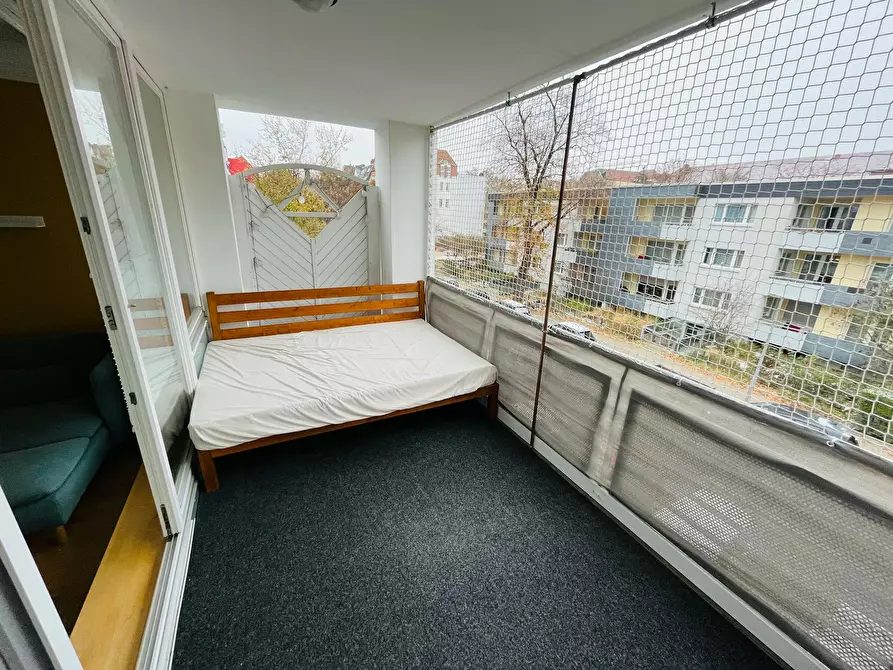 Immagine 8 di Appartamento in affitto  in Machonstraße a Berlin