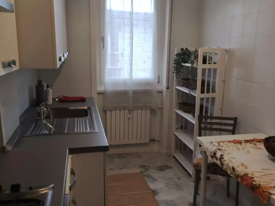 Immagine 6 di Camera in affitto  in Via Trieste a Segrate