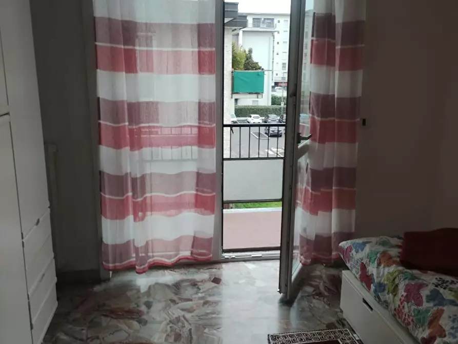 Immagine 4 di Camera in affitto  in Via Trieste a Segrate