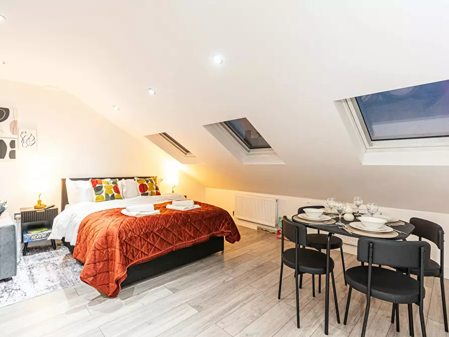 Immagine 9 di Appartamento in affitto  in Mitcham Road a Wandsworth