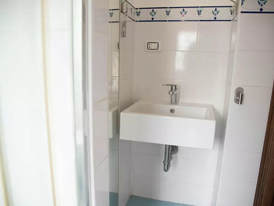 Immagine 7 di Camera in affitto  in Via Colle Di Mezzo a Roma