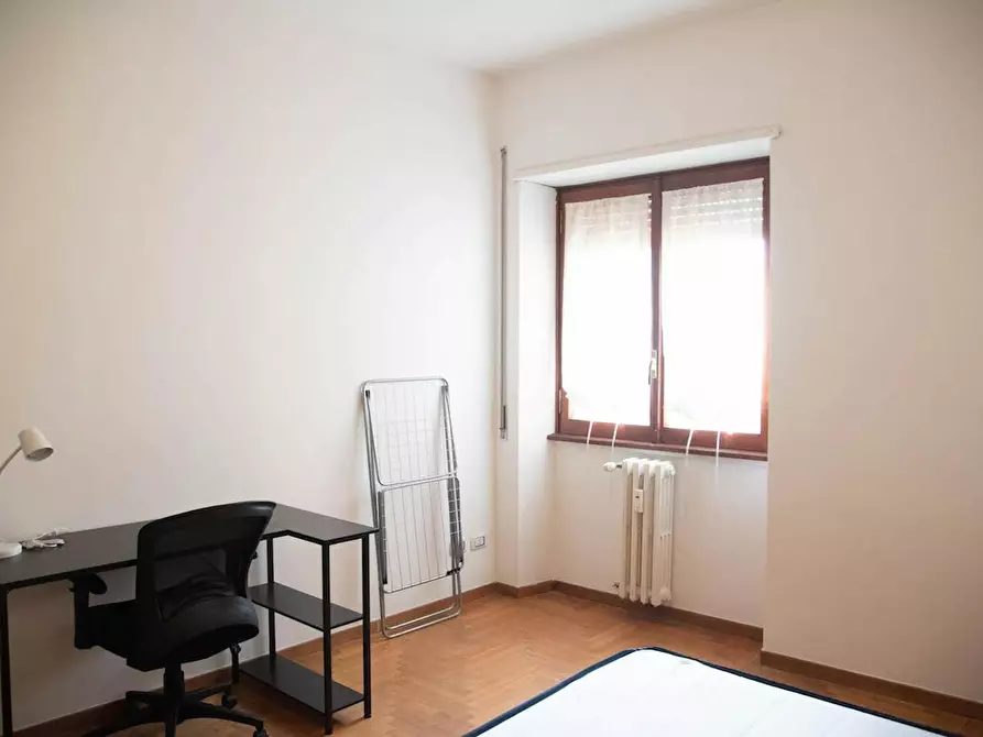 Immagine 3 di Camera in affitto  in Via Colle Di Mezzo a Roma