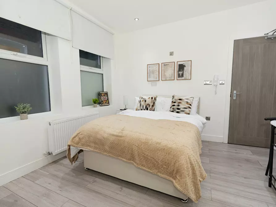 Immagine 3 di Appartamento in affitto  in Mitcham Road a Wandsworth