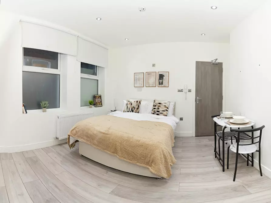 Immagine 2 di Appartamento in affitto  in Mitcham Road a Wandsworth