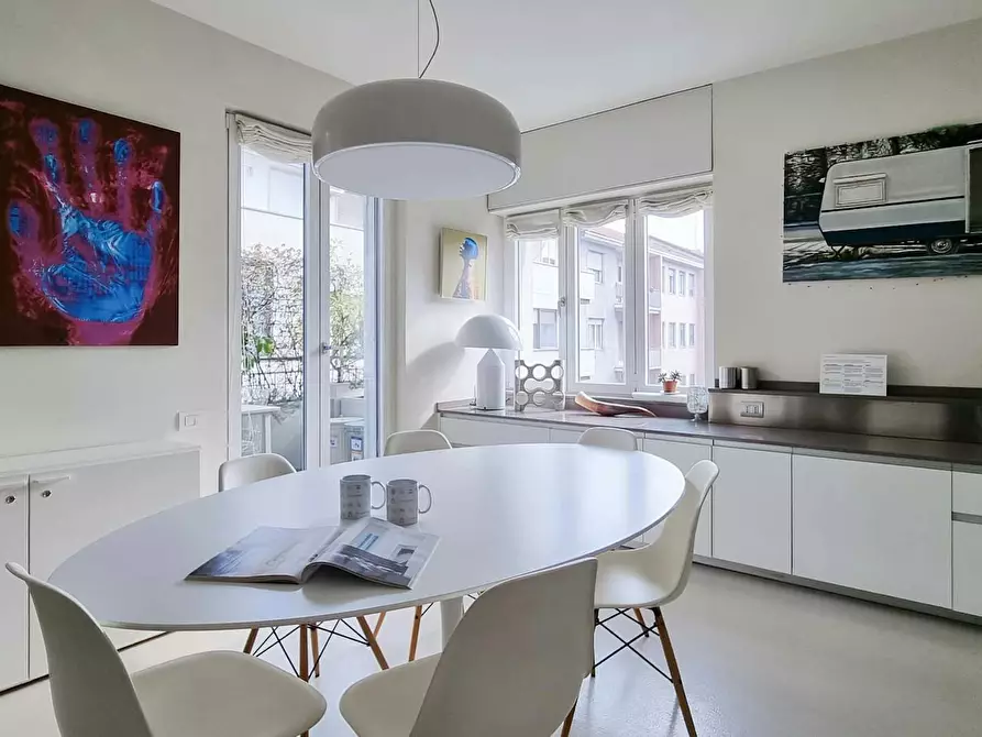 Immagine 10 di Appartamento in affitto  in Via Giulio e Corrado Venini a Milano