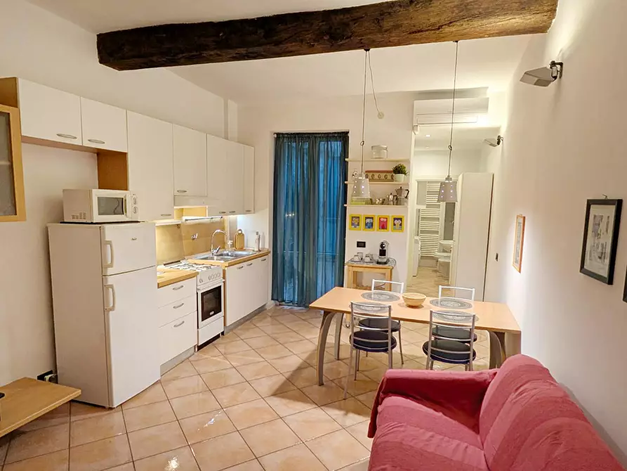 Immagine 1 di Appartamento in affitto  in Via Nosadella a Bologna