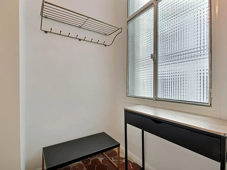 Immagine 3 di Appartamento in affitto  in Rue des Gravilliers a Paris 03