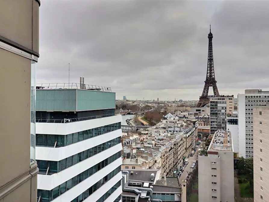 Immagine 2 di Appartamento in affitto  in Quai de Grenelle a Paris