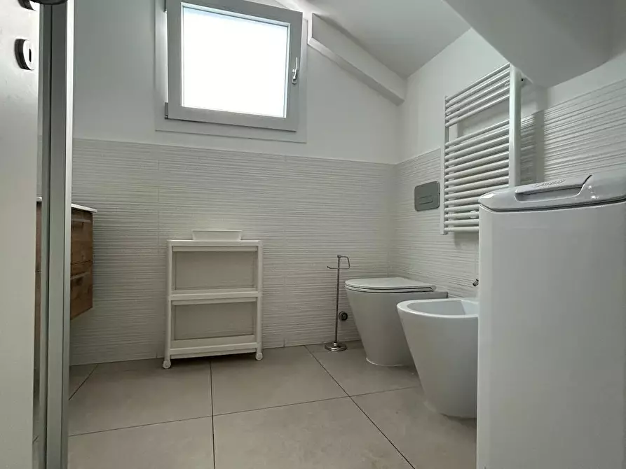 Immagine 5 di Appartamento in affitto  in Viale Certosa a Milano