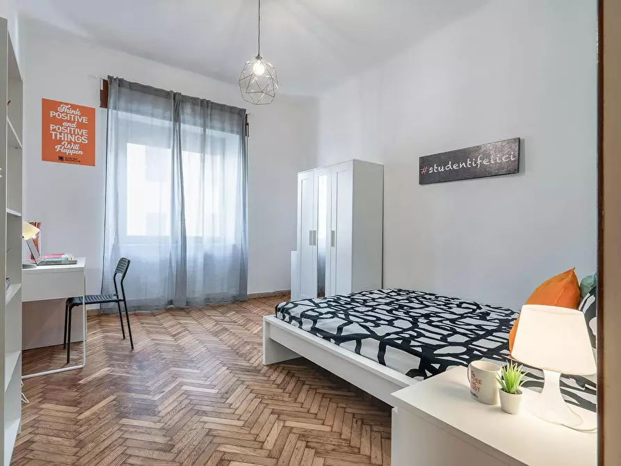 Immagine 3 di Camera in affitto  in Via Francesco de Pinedo a Pisa