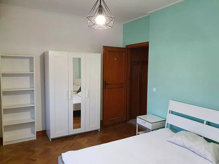 Immagine 3 di Camera in affitto  in Via Francesco de Pinedo a Pisa