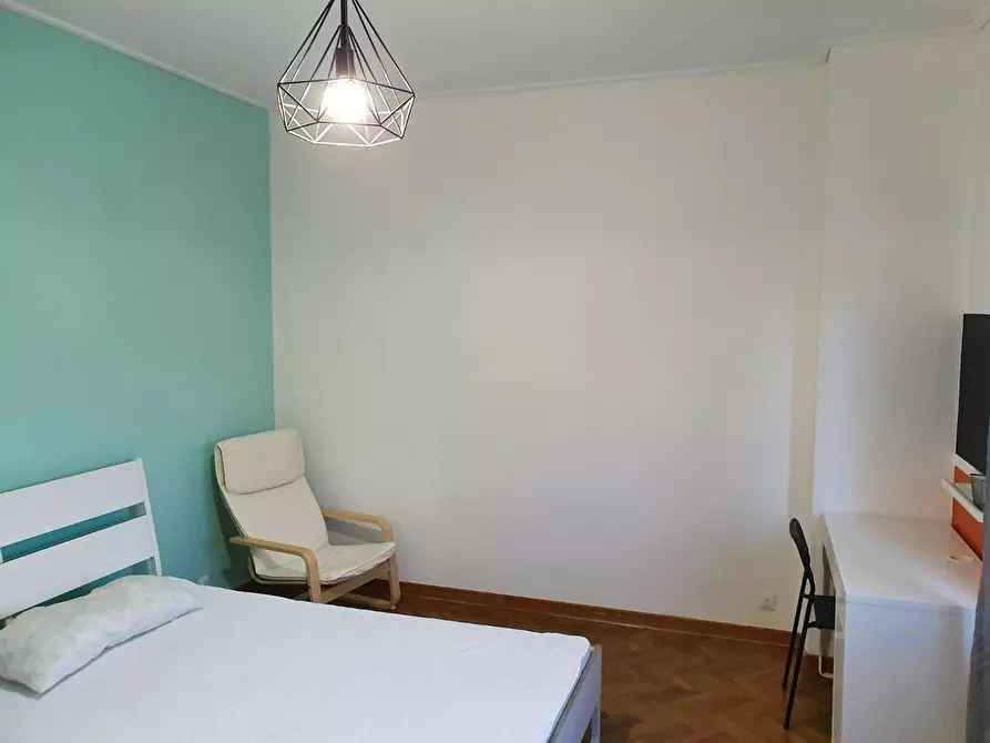 Immagine 1 di Camera in affitto  in Via Francesco de Pinedo a Pisa