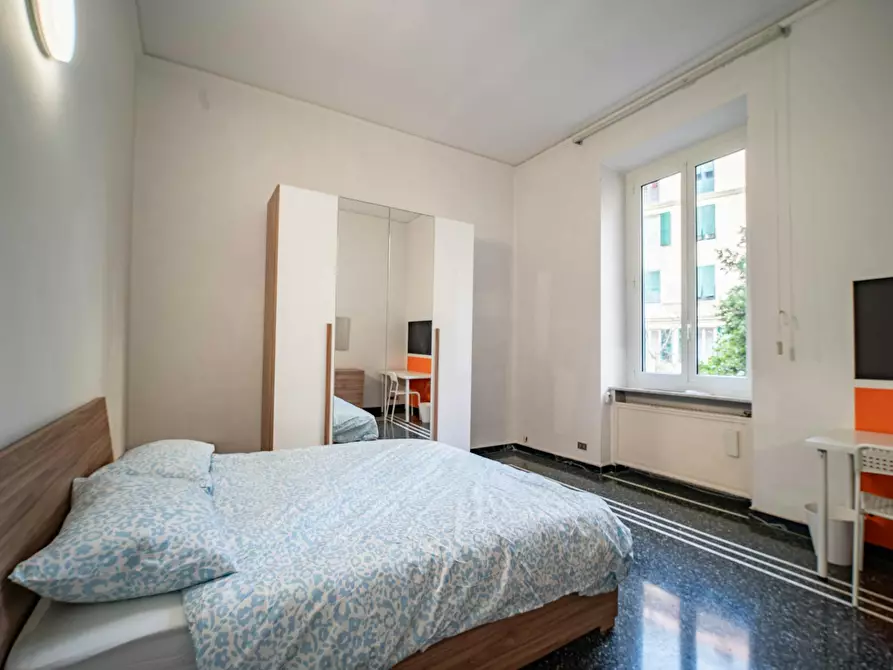 Immagine 1 di Camera in affitto  in Corso Magenta a Genova