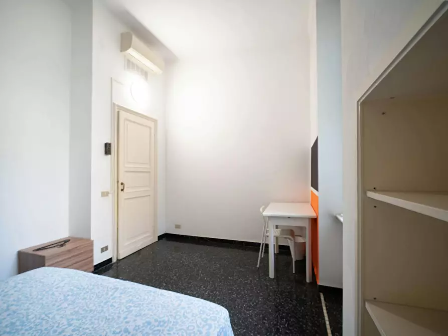 Immagine 3 di Camera in affitto  in Corso Magenta a Genova