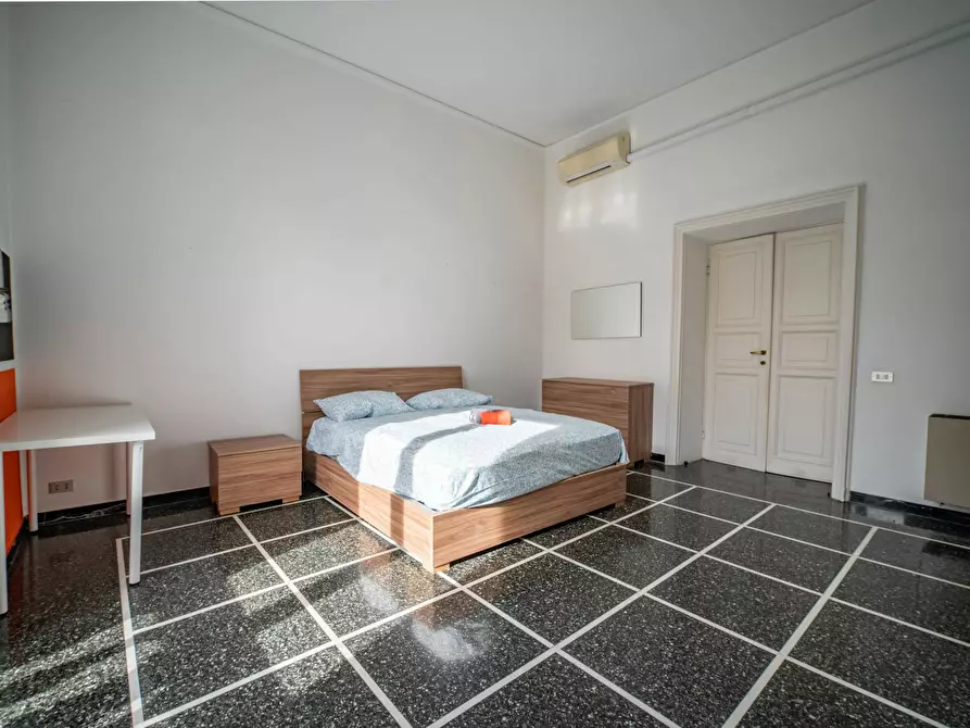 Immagine 2 di Camera in affitto  in Corso Magenta a Genova