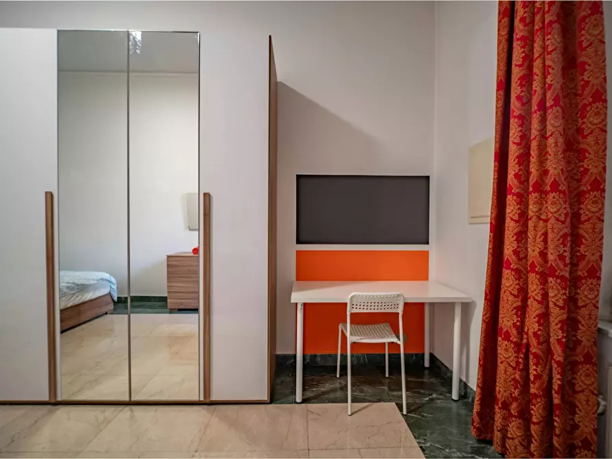 Immagine 8 di Camera in affitto  in Corso Magenta a Genova