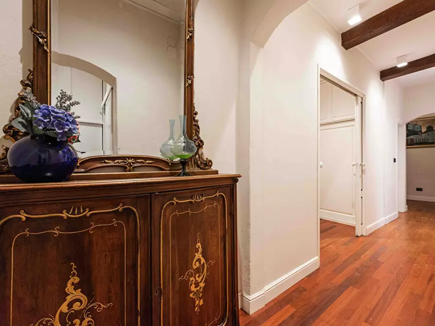 Immagine 4 di Appartamento in affitto  in Via dei Leoni a Firenze