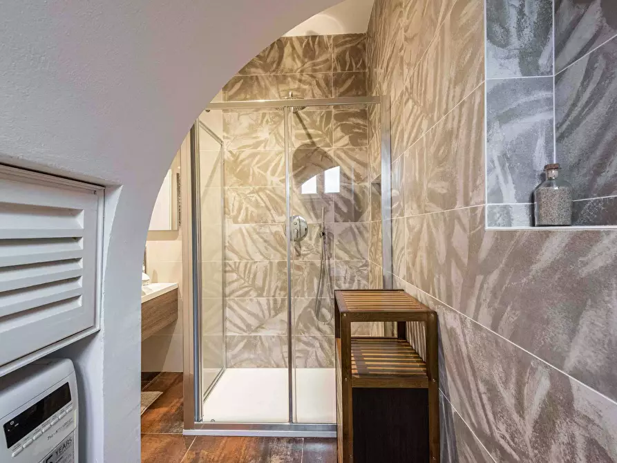 Immagine 9 di Appartamento in affitto  in Via dei Leoni a Firenze