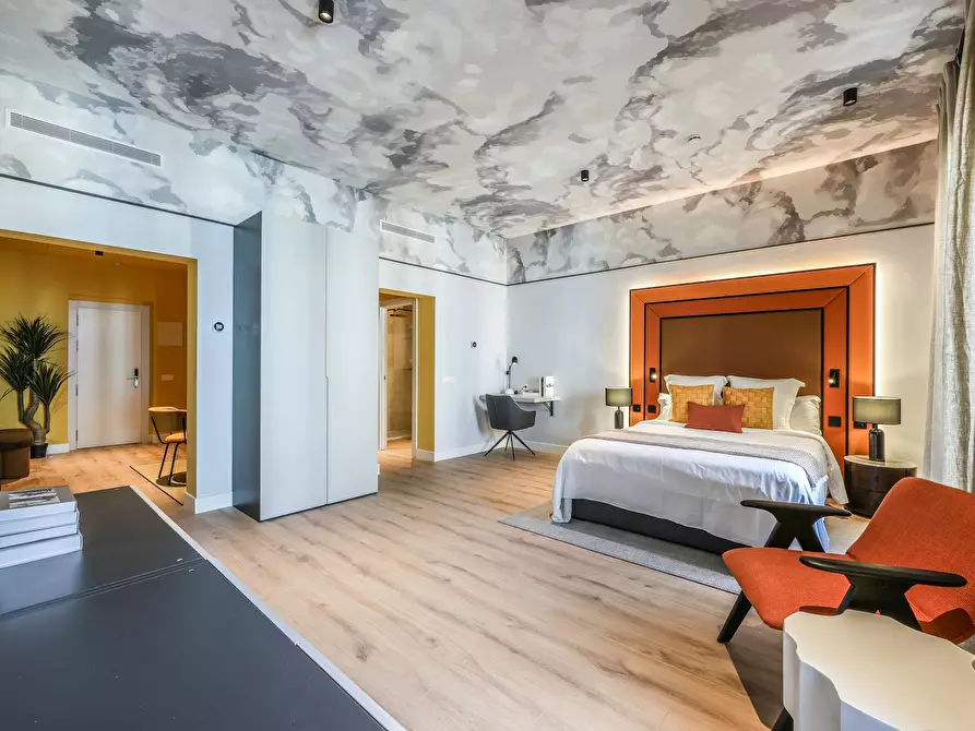 Immagine 1 di Appartamento in affitto  in Calle de Atocha a Madrid