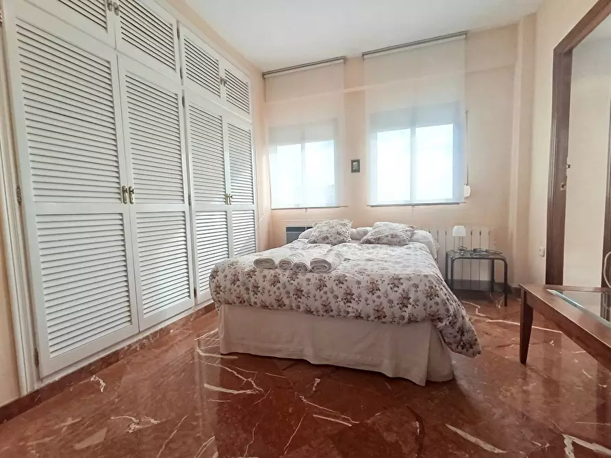 Immagine 5 di Appartamento in affitto  in Plaza Doctor Barraquer a Sevilla