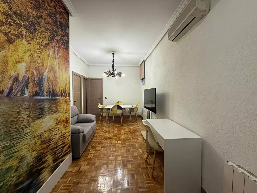Immagine 5 di Appartamento in affitto  in Cuesta de Santo Domingo a Madrid