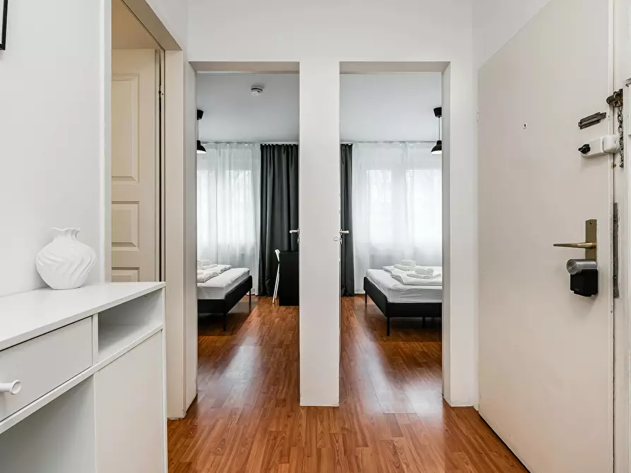 Immagine 7 di Appartamento in affitto  in Wadzeckstraße a Berlin