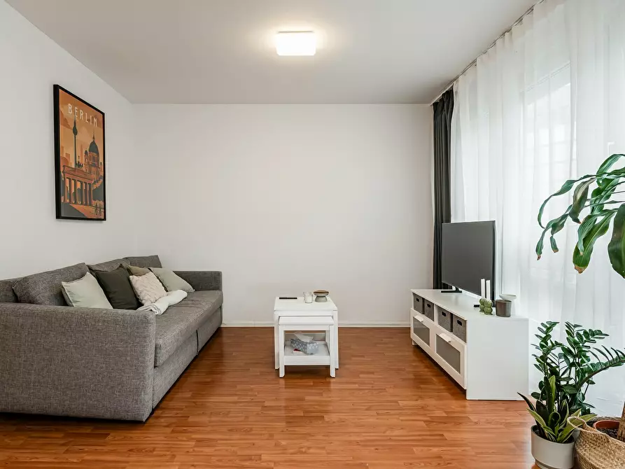 Immagine 1 di Appartamento in affitto  in Wadzeckstraße a Berlin