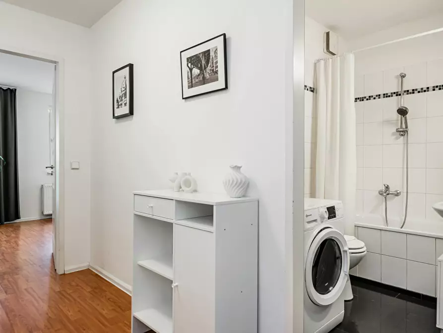 Immagine 8 di Appartamento in affitto  in Wadzeckstraße a Berlin