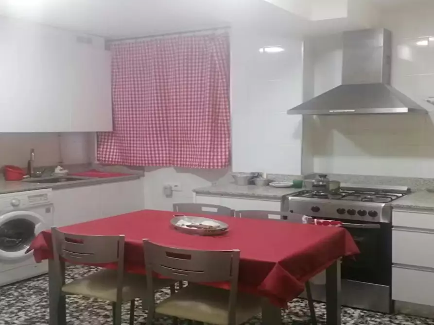 Immagine 5 di Camera in affitto  in Calle del Pilar a Murcia