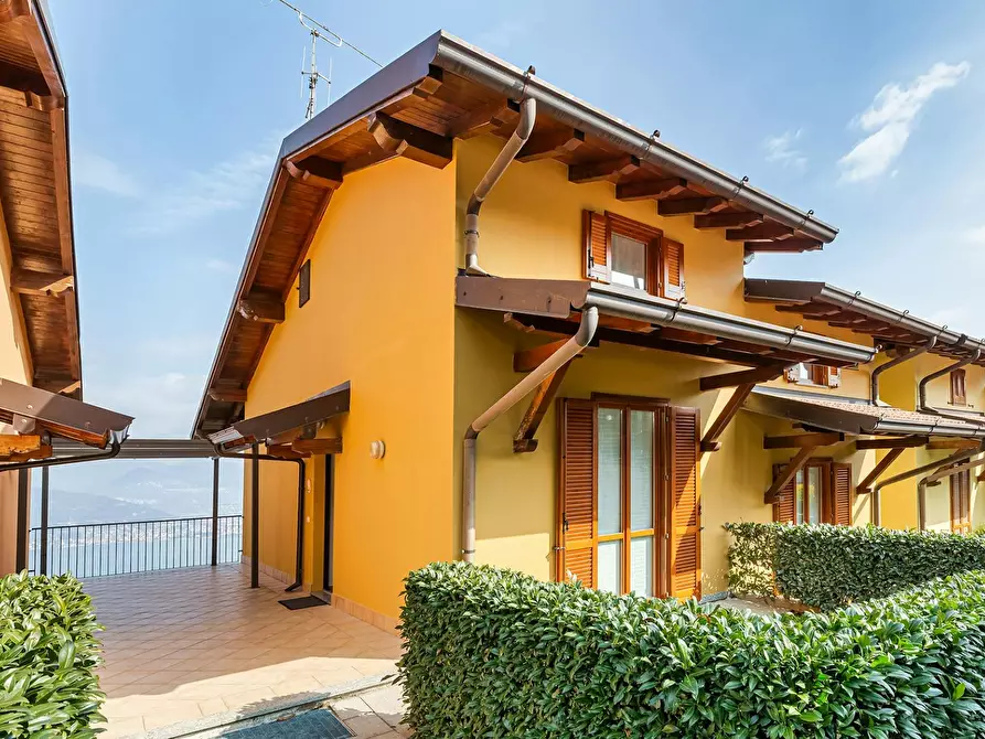 Immagine 8 di Appartamento in affitto  in Via Mottarone a Stresa