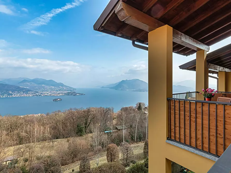 Immagine 2 di Appartamento in affitto  in Via Mottarone a Stresa