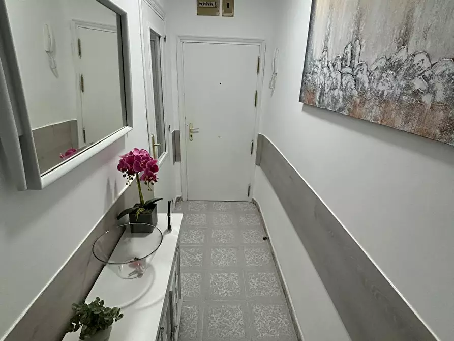 Immagine 4 di Appartamento in affitto  in Calle de Aguilar de Campóo a Madrid